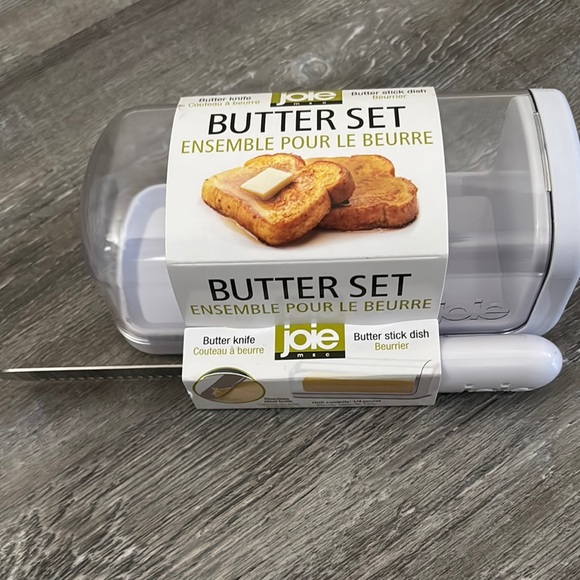 Joie Other - Joie White Butter Set with Knife